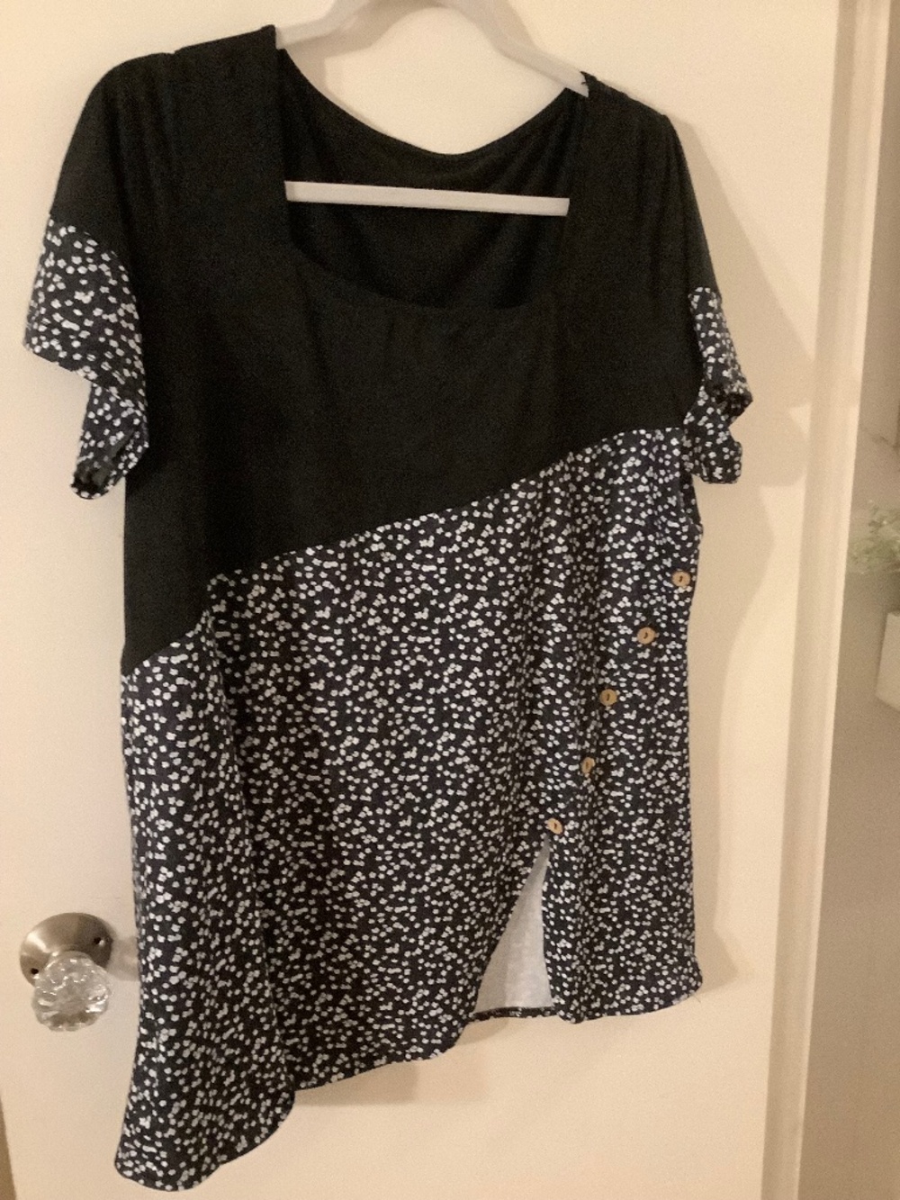 Short sleeve diagonal top